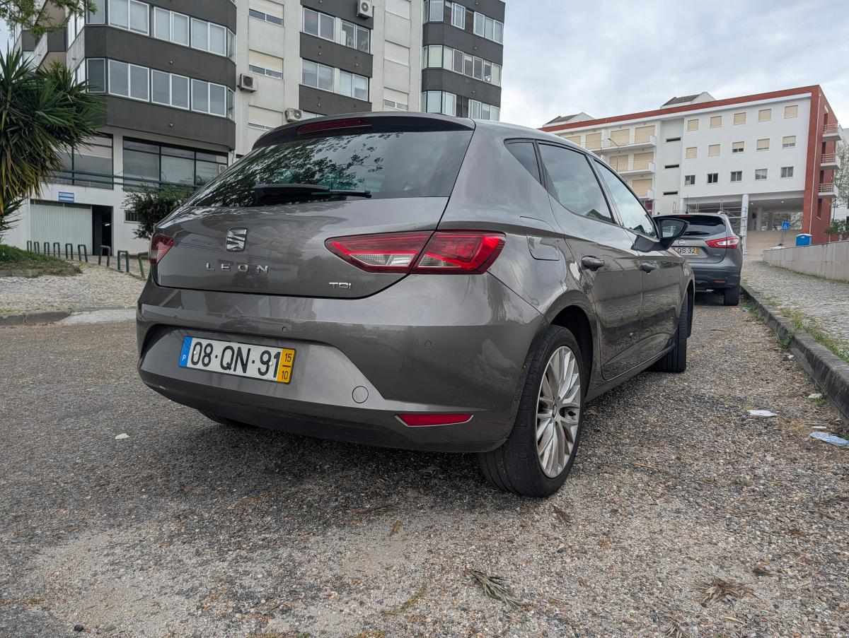 seat-leon-1-6-tdi-ecomotive-2015-diesel-1598cc