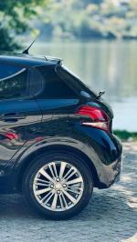 peugeot-208-1-6-bluehdi-2017-diesel-1560cc