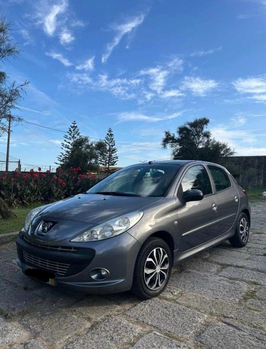 peugeot-206-1-1-2010-gasolina-1124cc