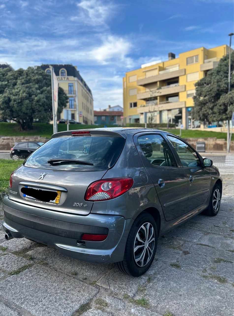 peugeot-206-1-1-2010-gasolina-1124cc