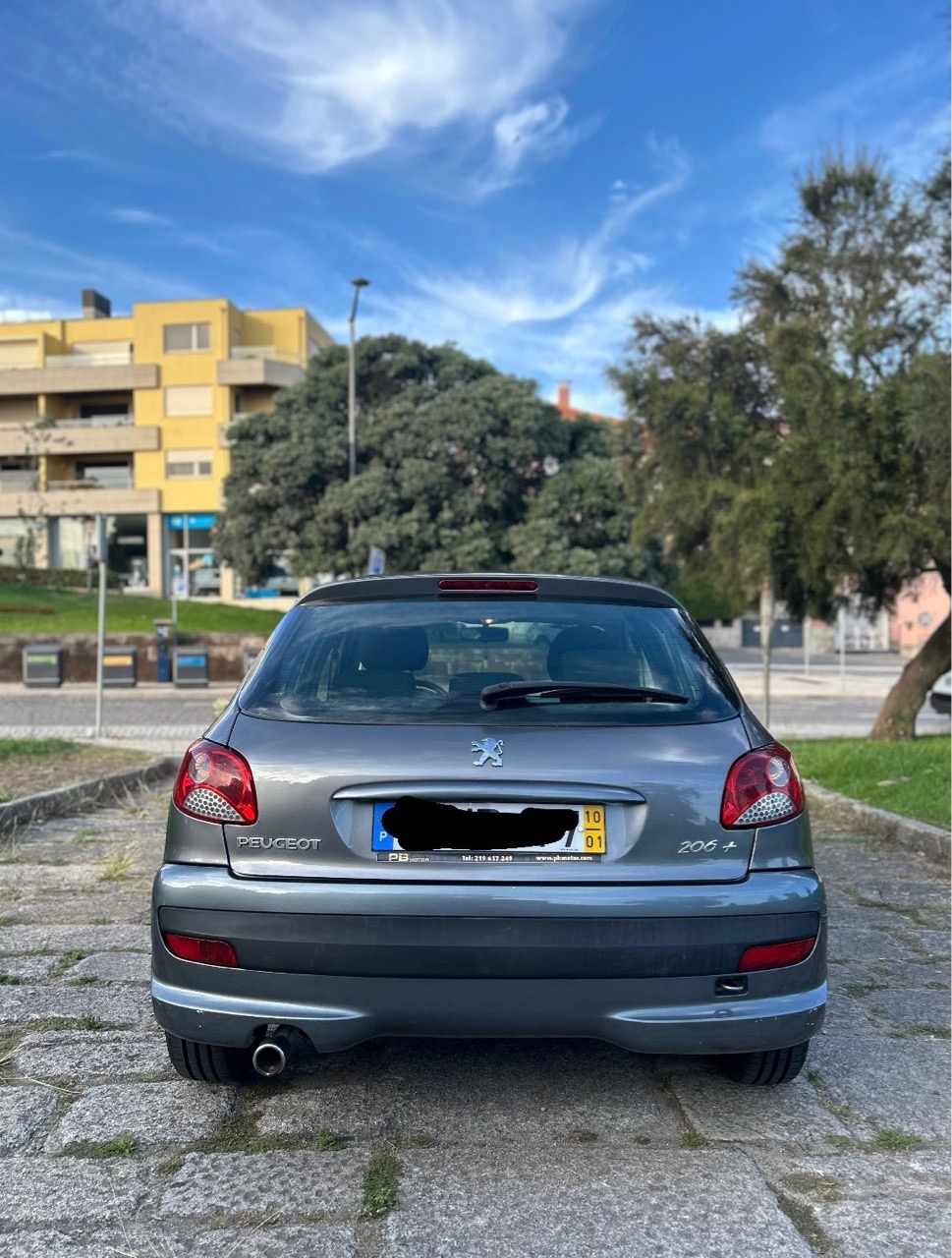 peugeot-206-1-1-2010-gasolina-1124cc