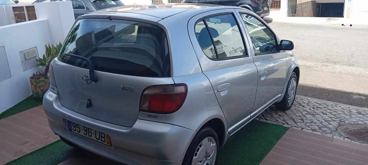 toyota-yaris-1-0-vvt-i-2002-gasolina-998cc