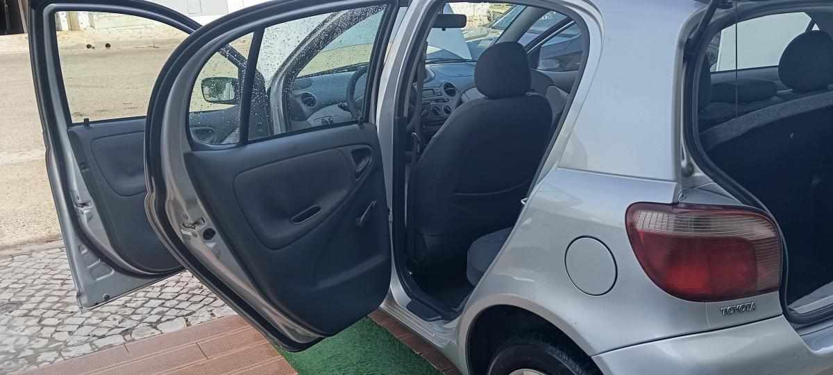 toyota-yaris-1-0-vvt-i-2002-gasolina-998cc
