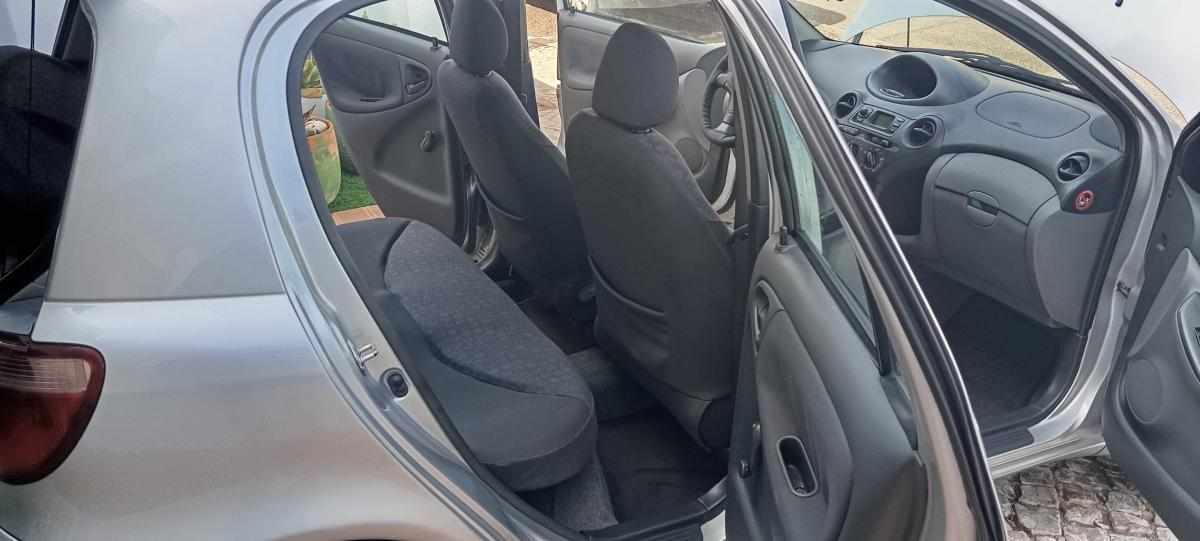 toyota-yaris-1-0-vvt-i-2002-gasolina-998cc