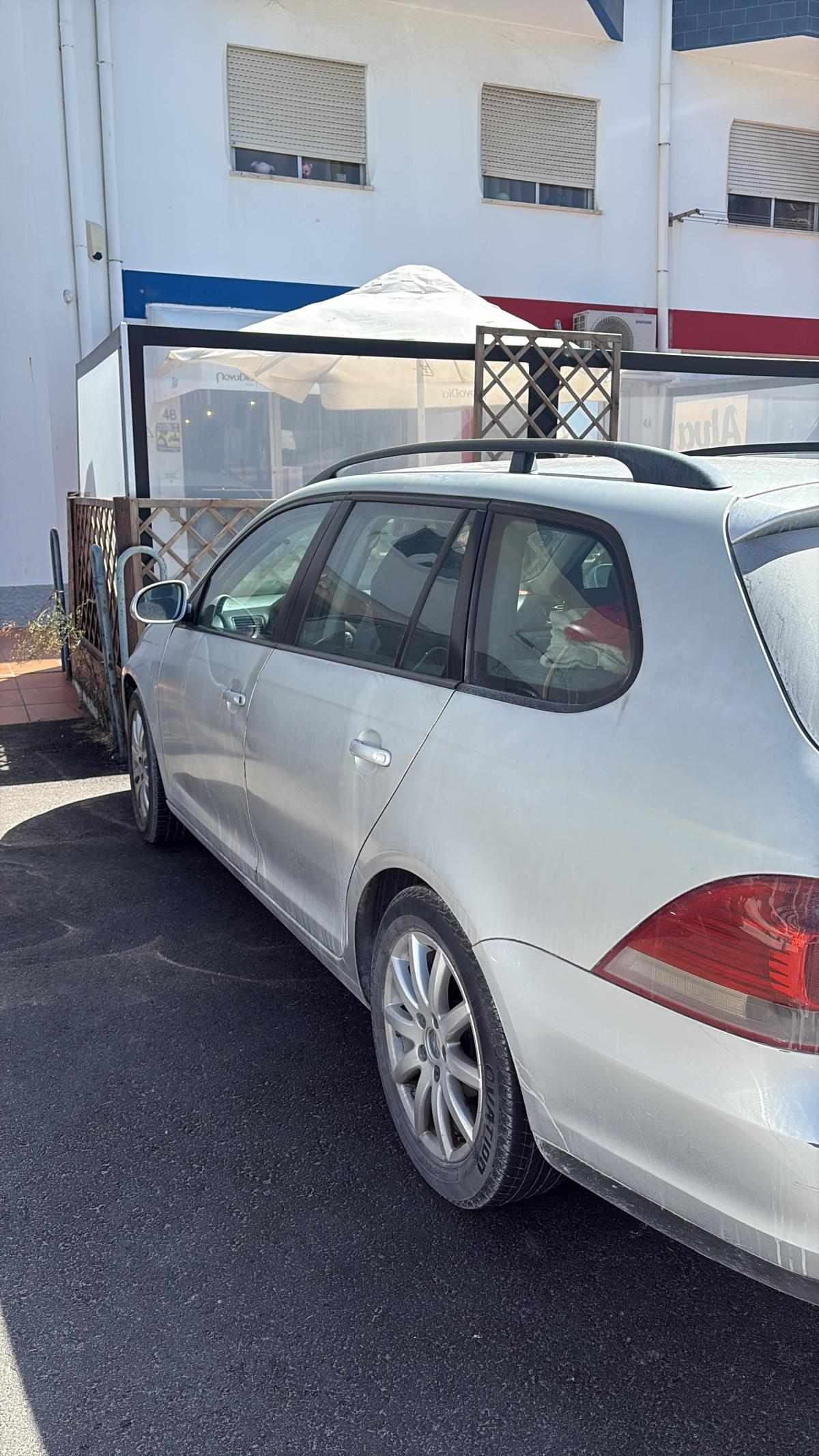 volkswagen-golf-1-9-tdi-2009-diesel-1896cc