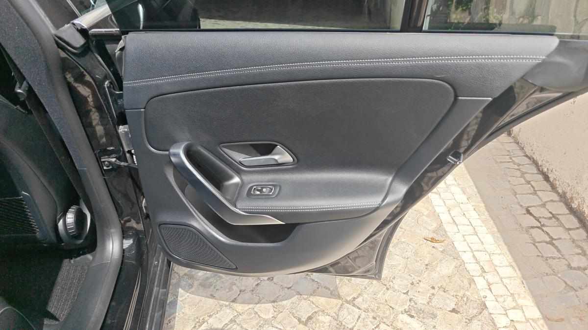 mercedes-benz-cla-220-d-2021-diesel-1950cc