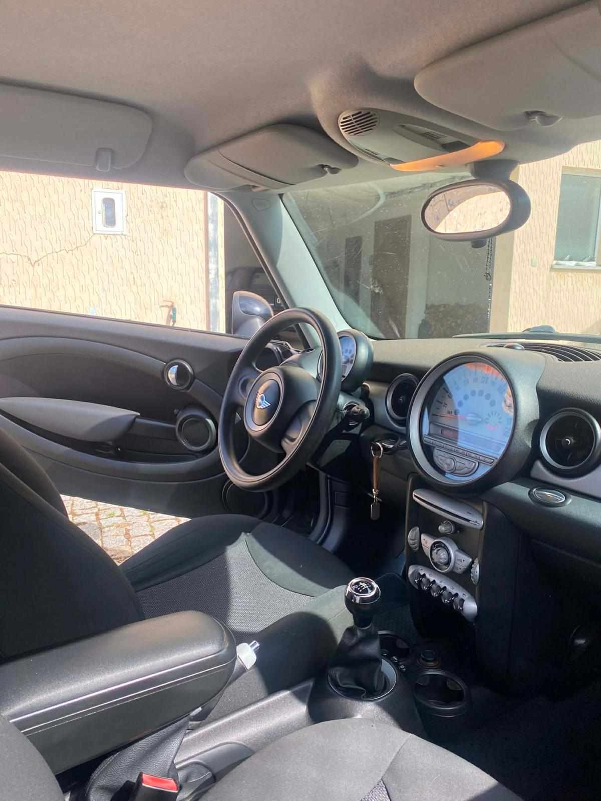 mini-hatch-cooper-d-2008-diesel-1560cc
