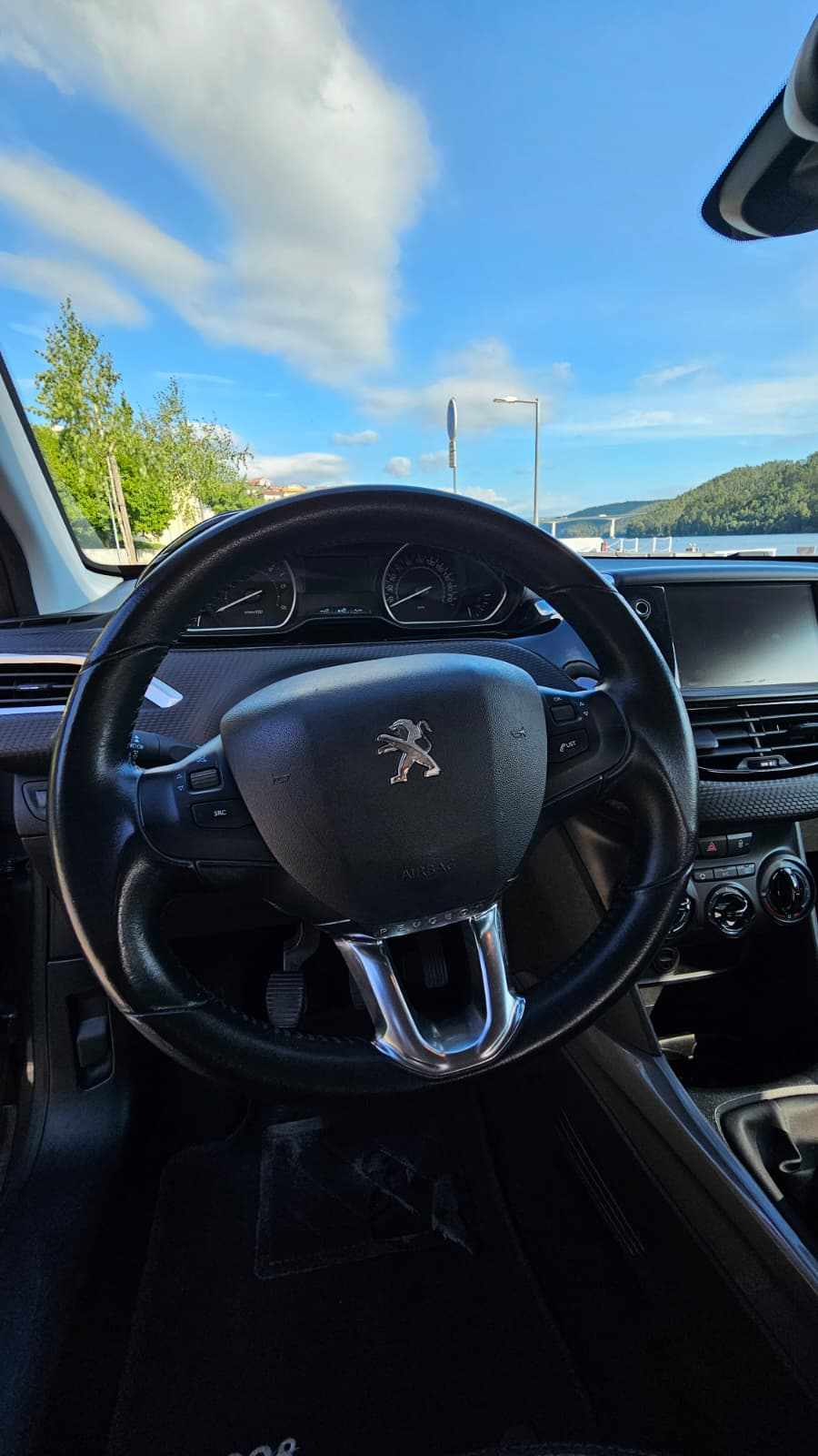 peugeot-2008-1-6-bluehdi-2018-diesel-1560cc