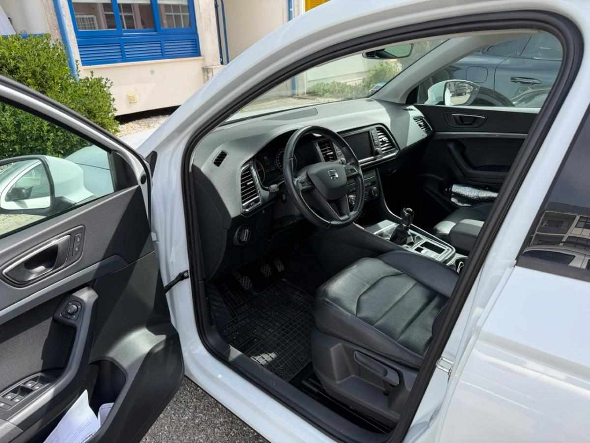 seat-ateca-1-6-tdi-ecomotive-2018-diesel-1598cc
