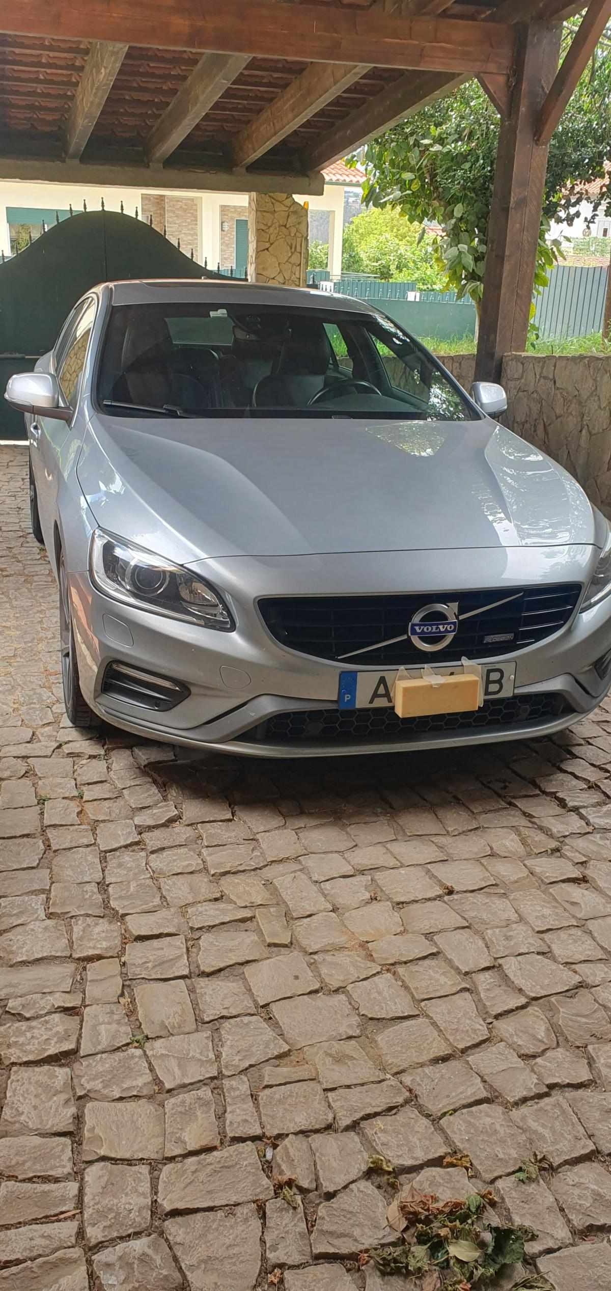volvo-s60-2-0-d4-2015-diesel-1969cc