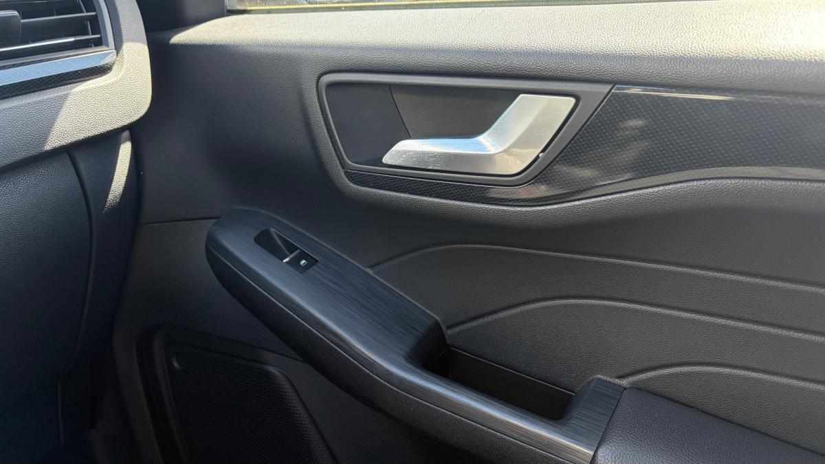 ford-kuga-1-5-120cv-2022-diesel-1499cc