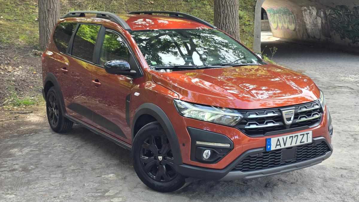dacia-jogger-1-0-91cv-2023-gasolina-999cc