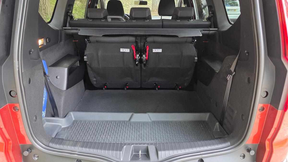 dacia-jogger-1-0-91cv-2023-gasolina-999cc