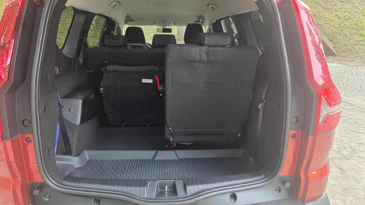 dacia-jogger-1-0-91cv-2023-gasolina-999cc