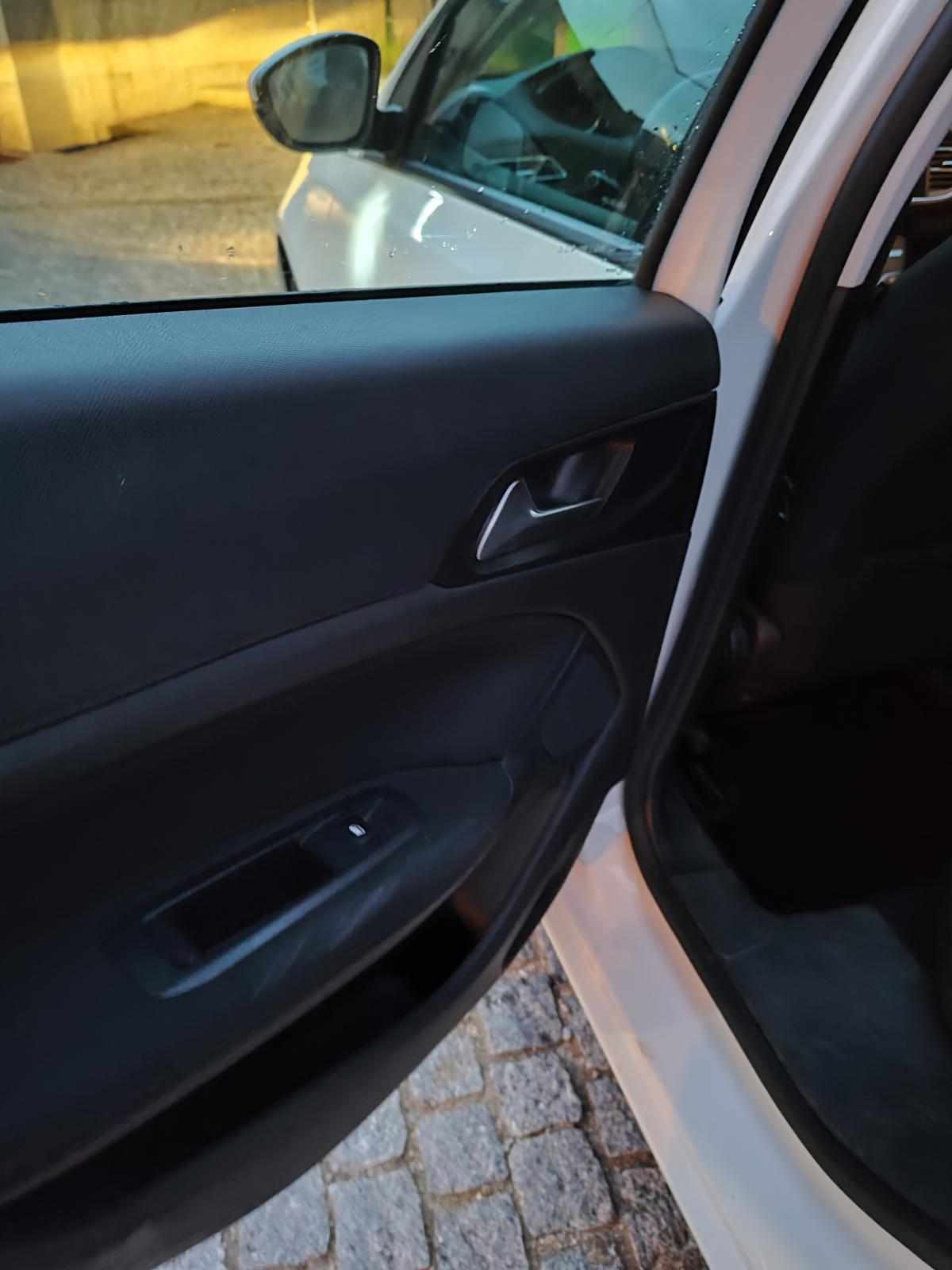 peugeot-308-1-2-2018-gasolina-1199cc