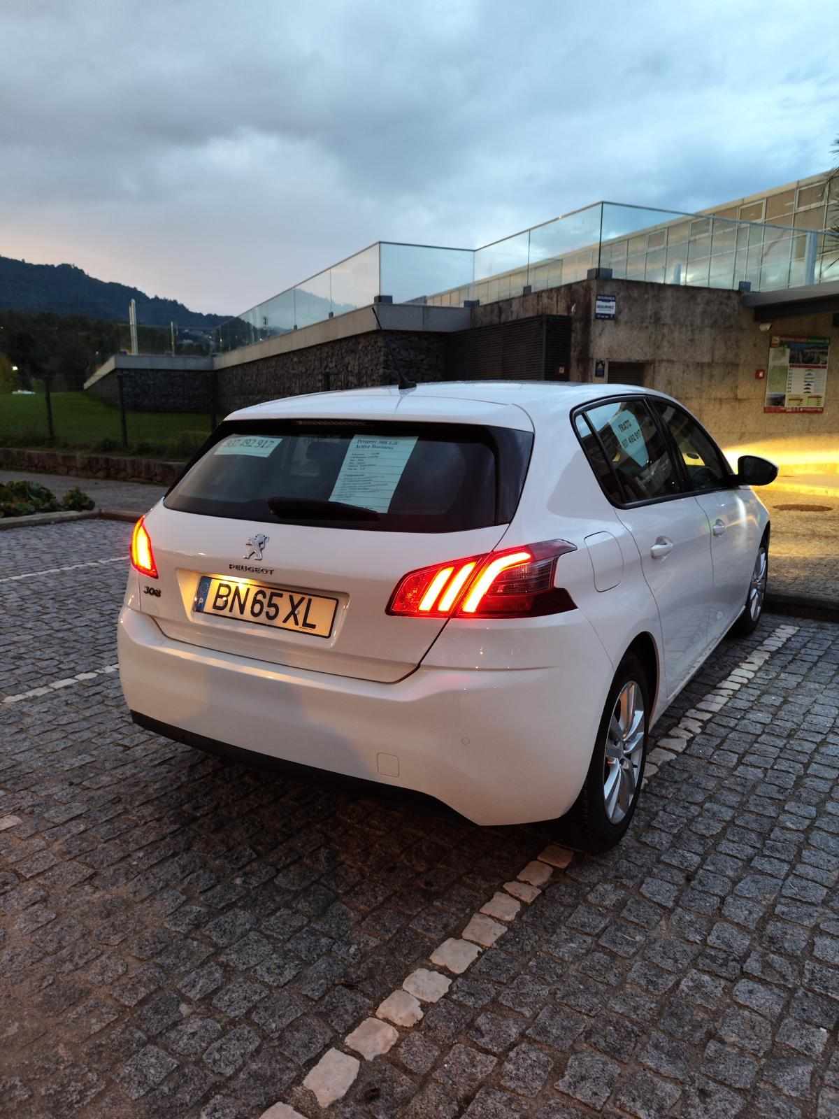 peugeot-308-1-2-2018-gasolina-1199cc