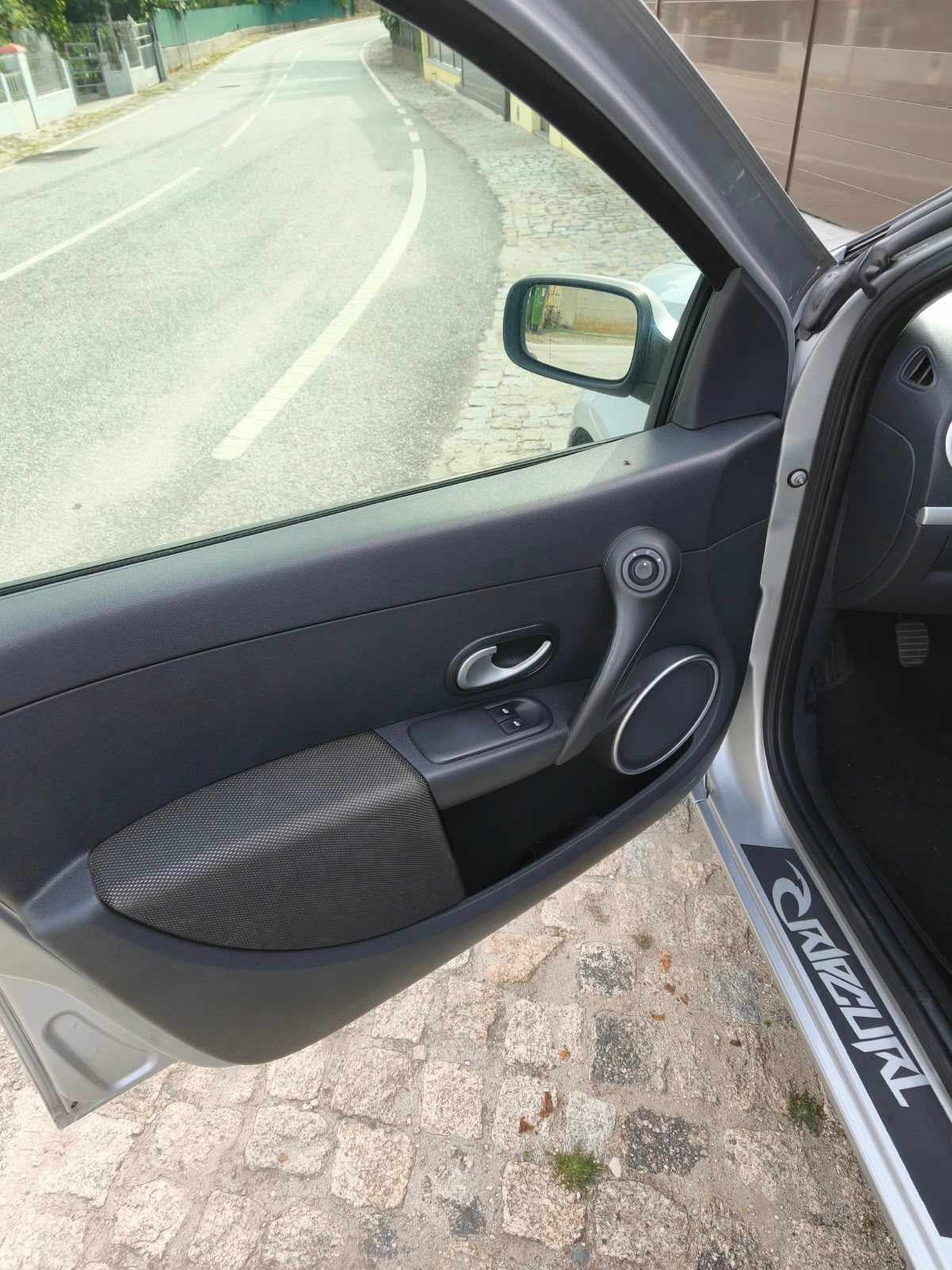renault-clio-1-2-16v-2008-gasolina-1149cc