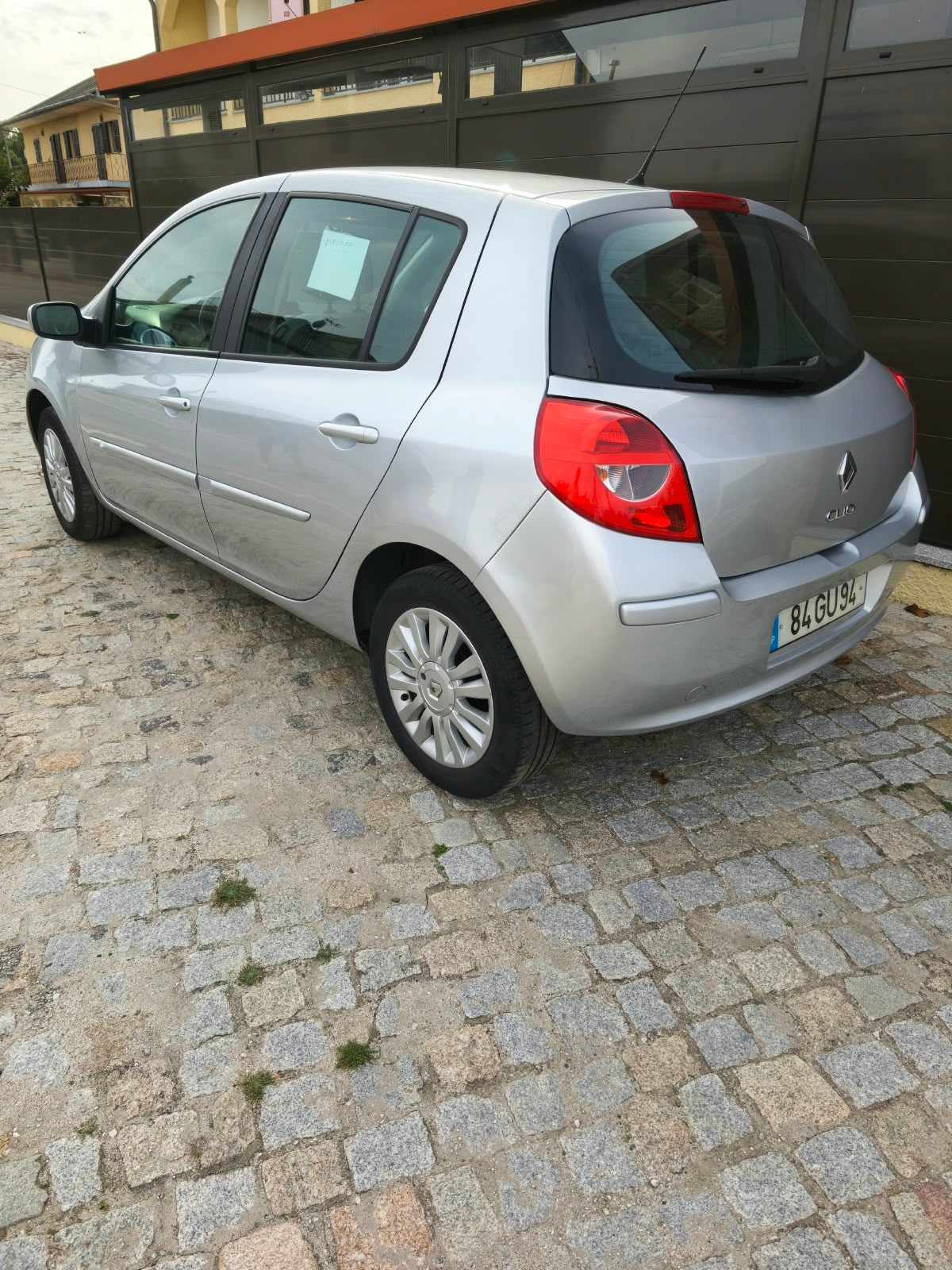 renault-clio-1-2-16v-2008-gasolina-1149cc