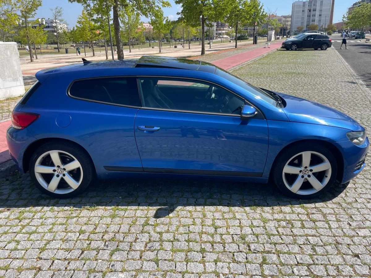 volkswagen-scirocco-2-0-tdi-2015-diesel-1968cc