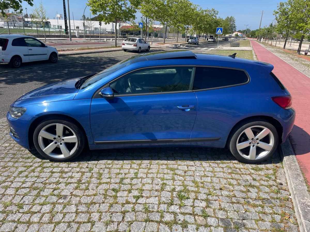 volkswagen-scirocco-2-0-tdi-2015-diesel-1968cc