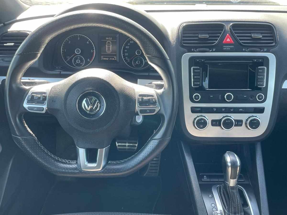 volkswagen-scirocco-2-0-tdi-2015-diesel-1968cc