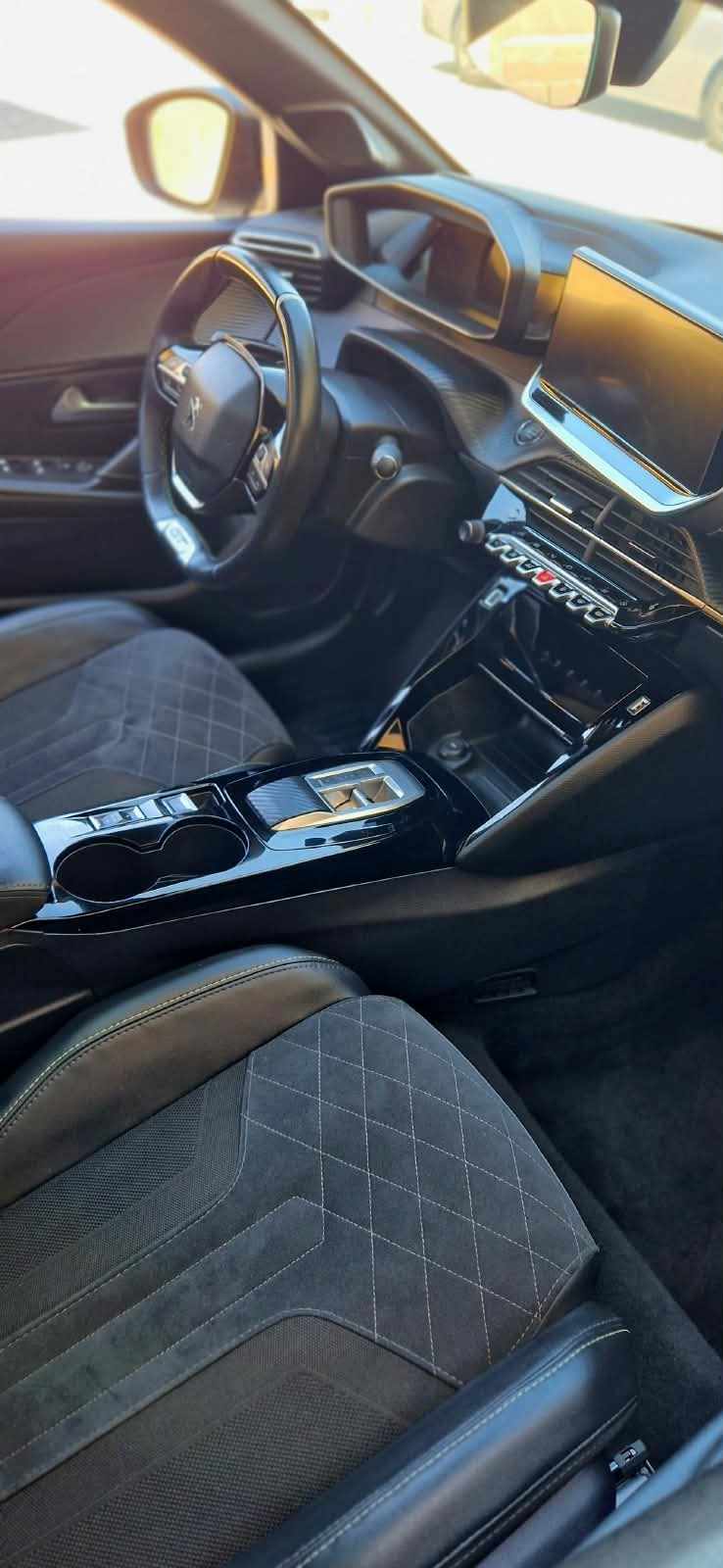 peugeot-e-208-ev-50-kwh-2022-eletrico