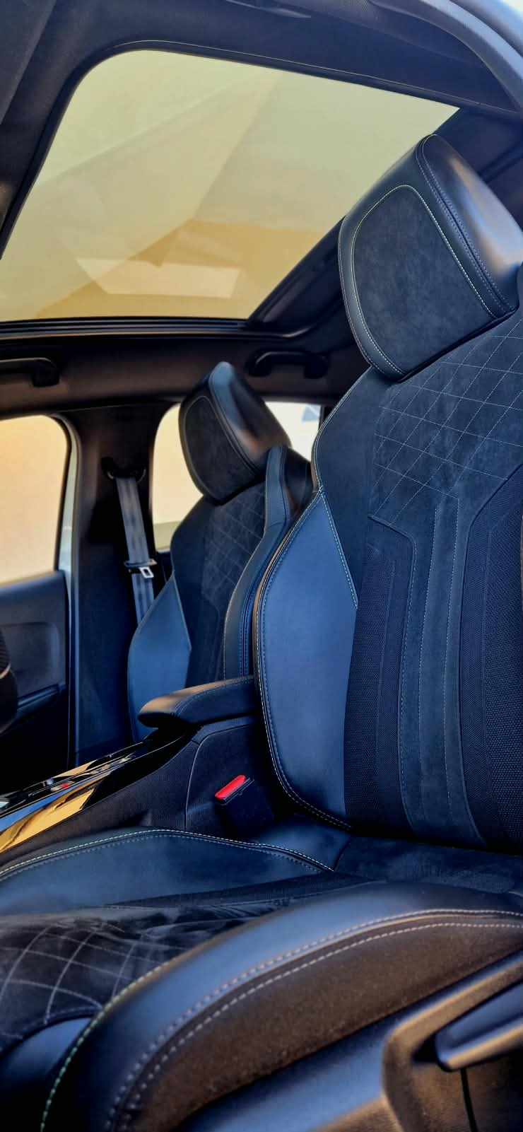 peugeot-e-208-ev-50-kwh-2022-eletrico