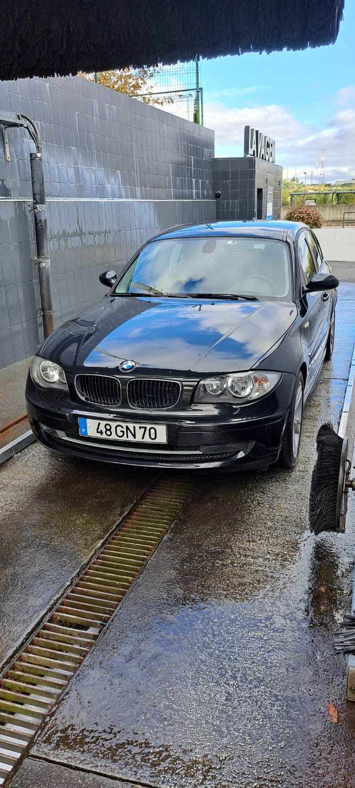bmw-serie-1-120d-2008-diesel-1995cc