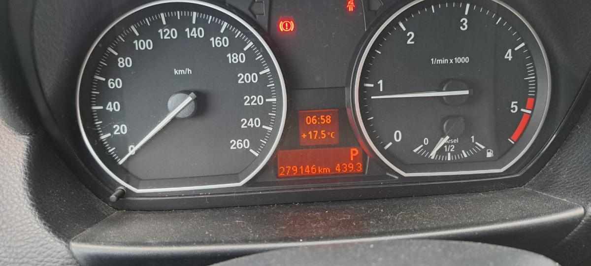 bmw-serie-1-120d-2008-diesel-1995cc
