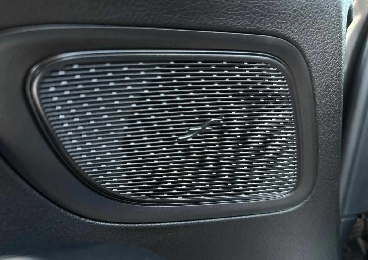 mercedes-benz-classe-c-c-300-e-2022-gasolina-1999cc