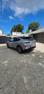 ford-mustang-mach-e-long-range-awd-2022-eletrico