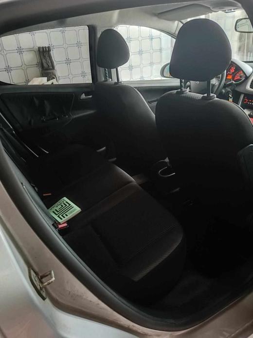 peugeot-207-1-4-vti-2011-gasolina-1397cc