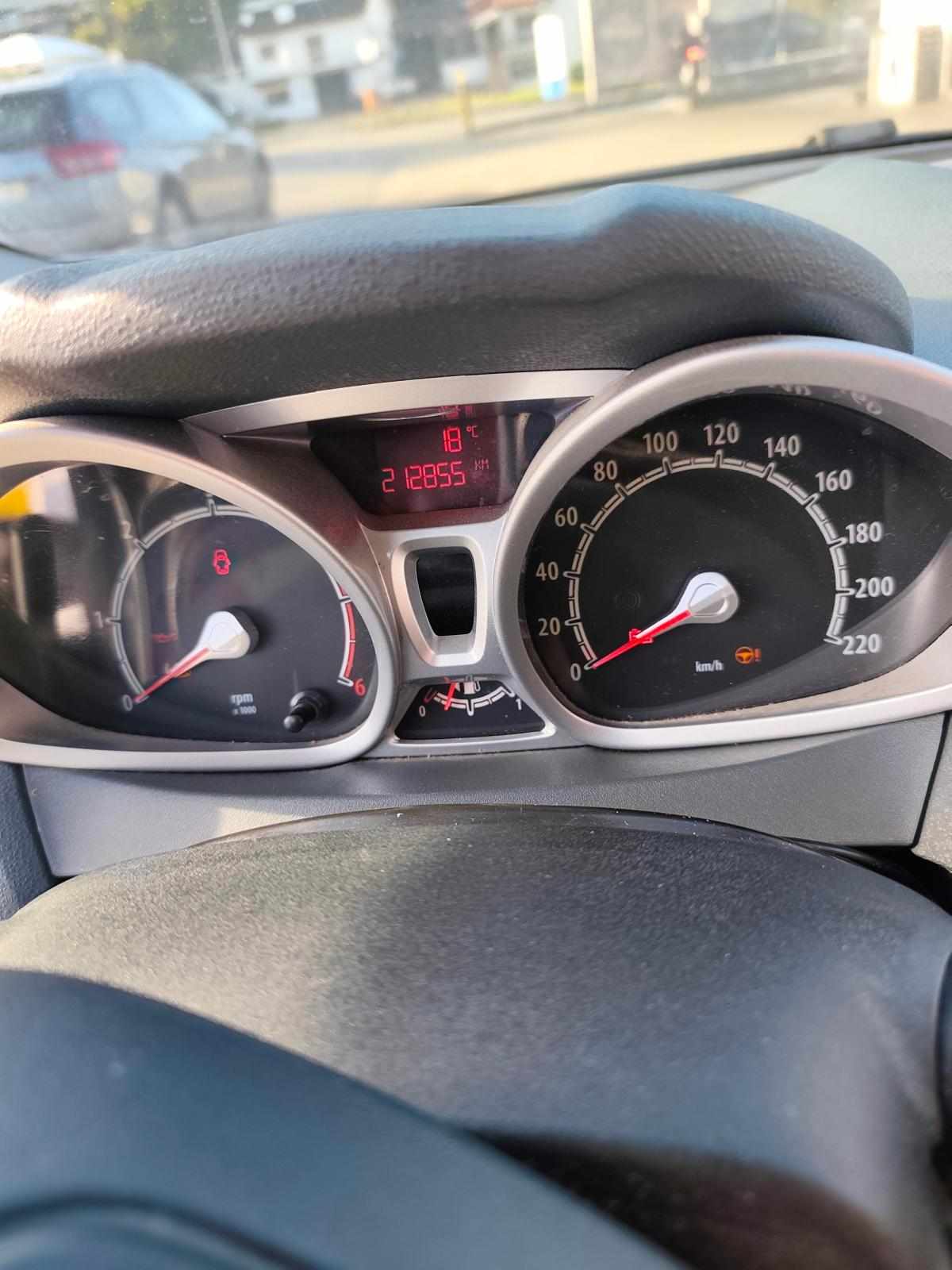 ford-fiesta-1-6-tdci-2009-diesel-1560cc