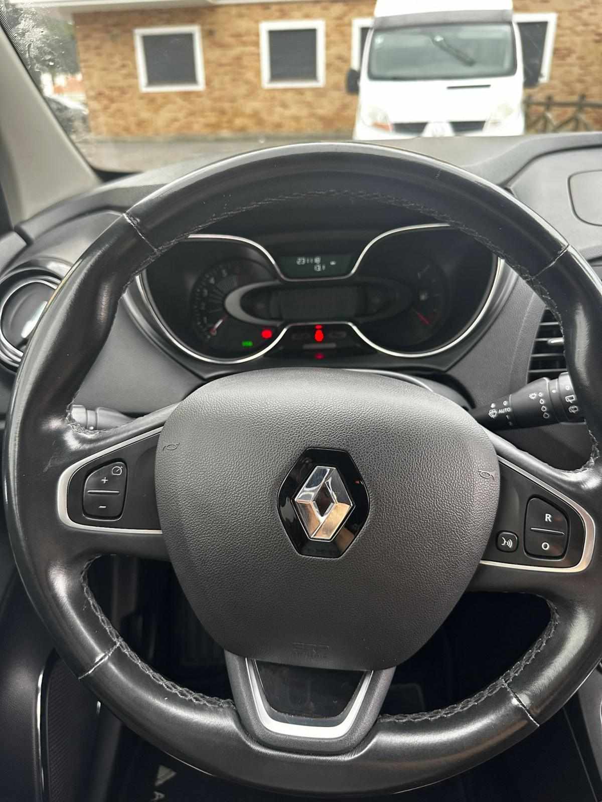 renault-captur-1-2-tce-2017-gasolina-1197cc