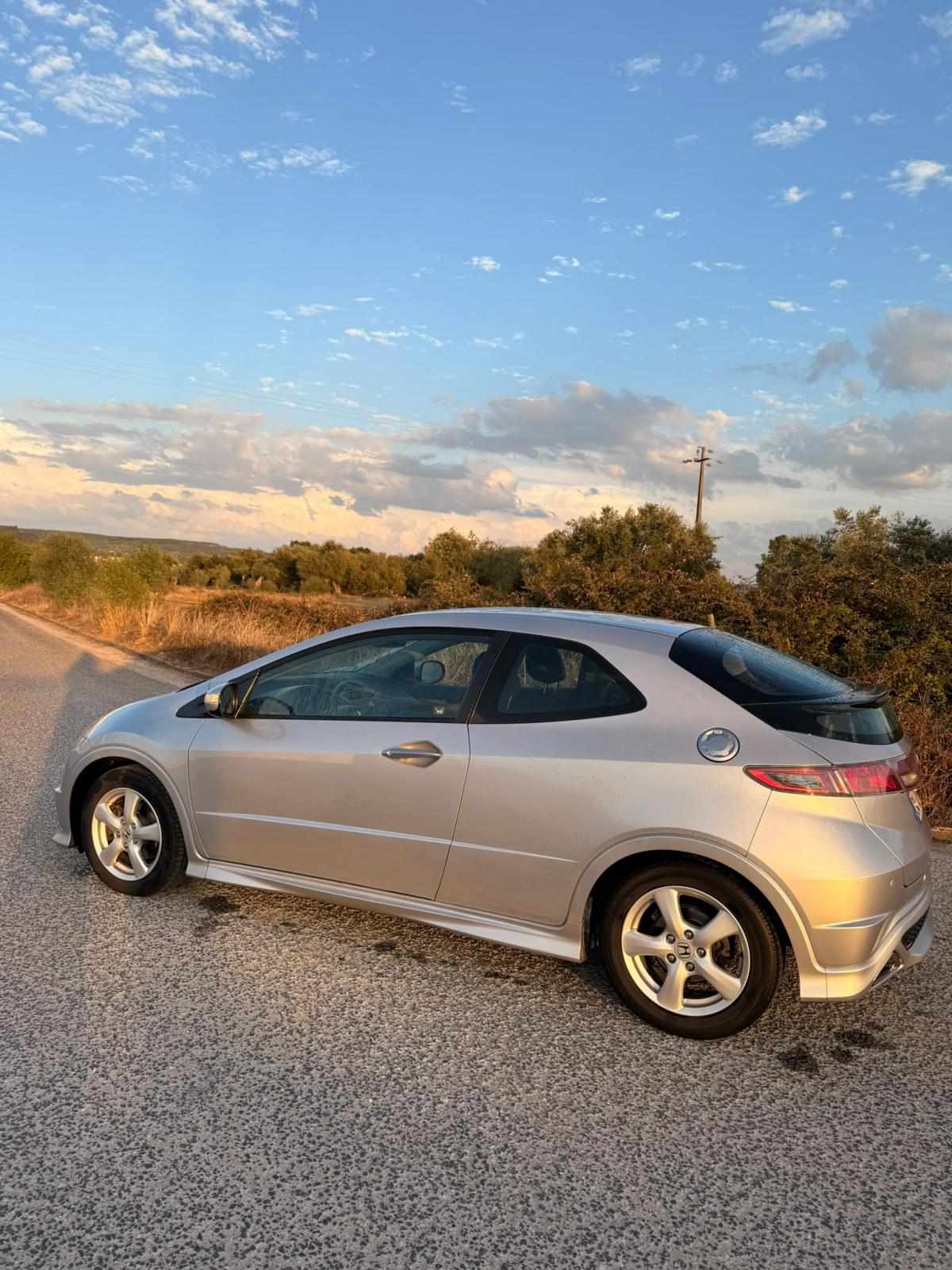 honda-civic-1-4-i-vtec-2010-gasolina-1339cc