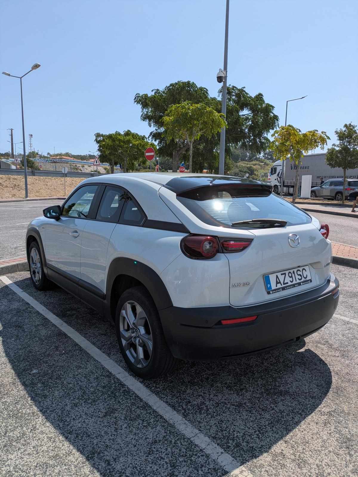 mazda-mx-30-35-5-kwh-e-skyactiv-2023-eletrico