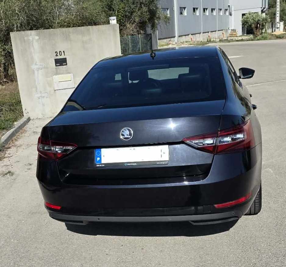 skoda-superb-1-6-tdi-2018-diesel-1598cc