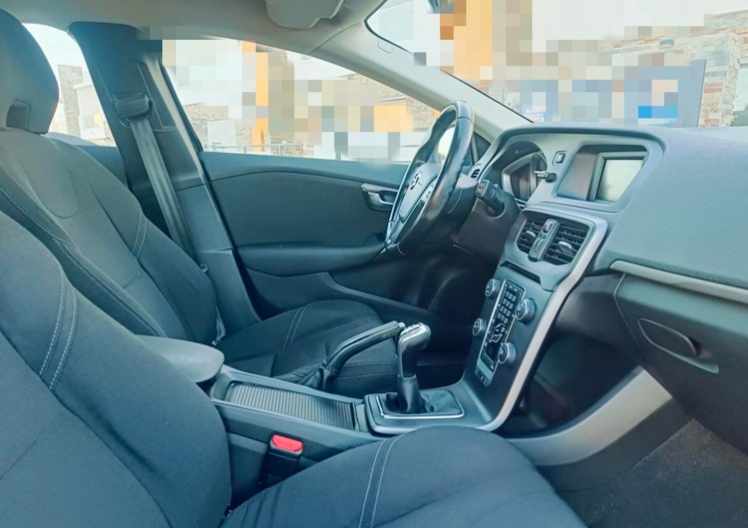 volvo-v40-d2-2016-diesel-1969cc