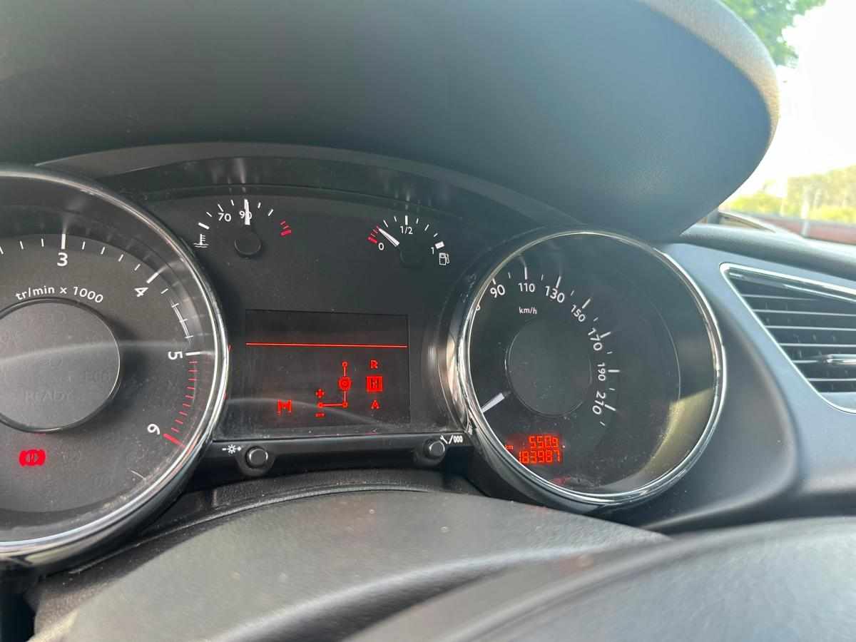 peugeot-3008-1-6-hdi-fap-2011-diesel-1560cc
