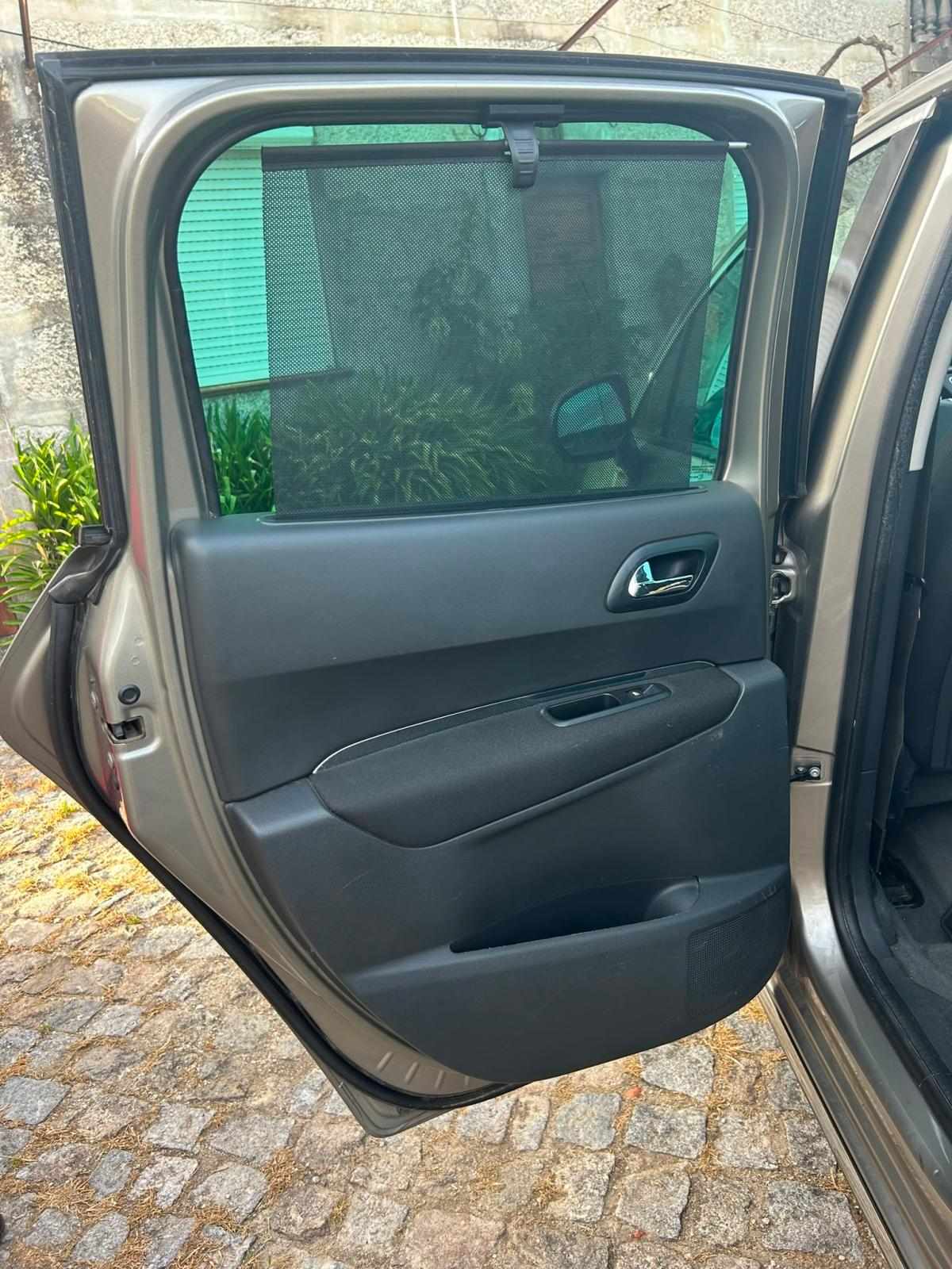 peugeot-3008-1-6-hdi-fap-2011-diesel-1560cc