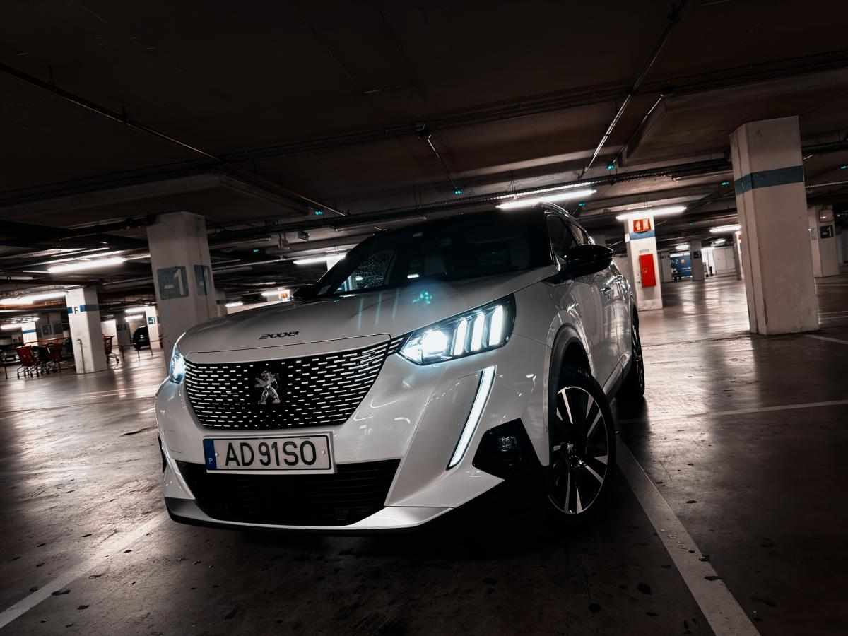 peugeot-2008-e-2008-2020-eletrico
