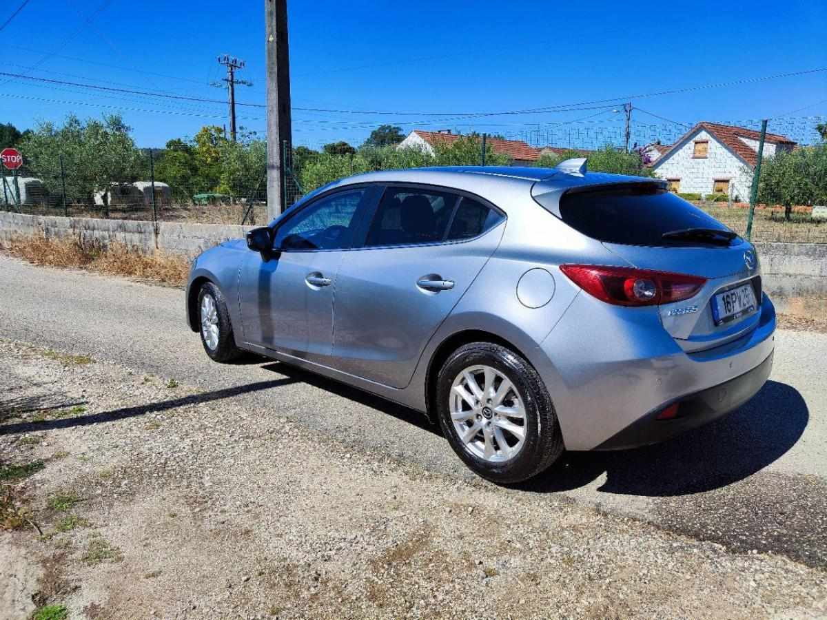 mazda-3-1-5-skyactiv-g-2015-gasolina-1496cc