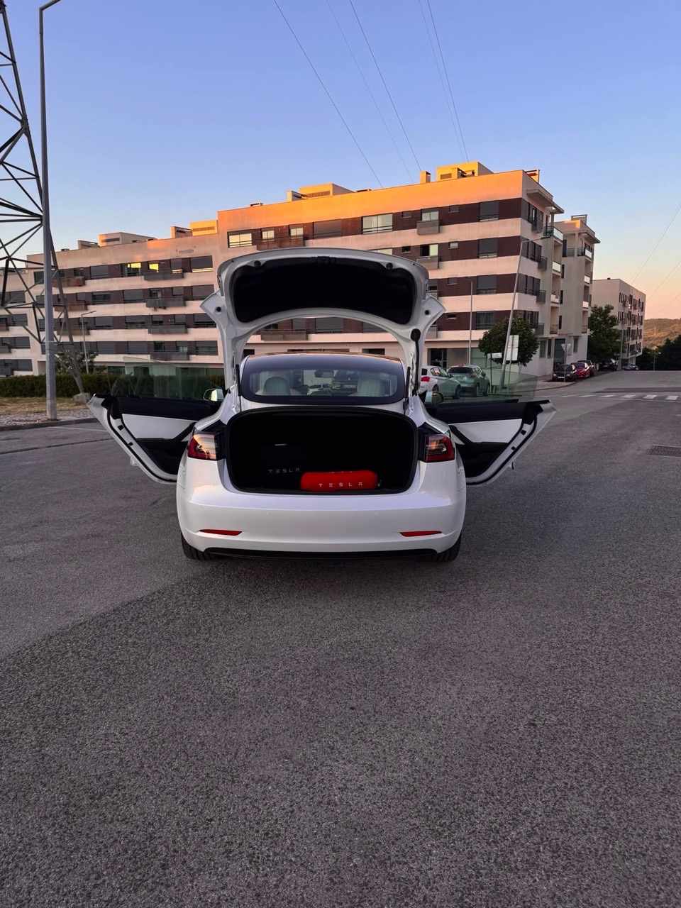 tesla-model-3-performance-2020-eletrico