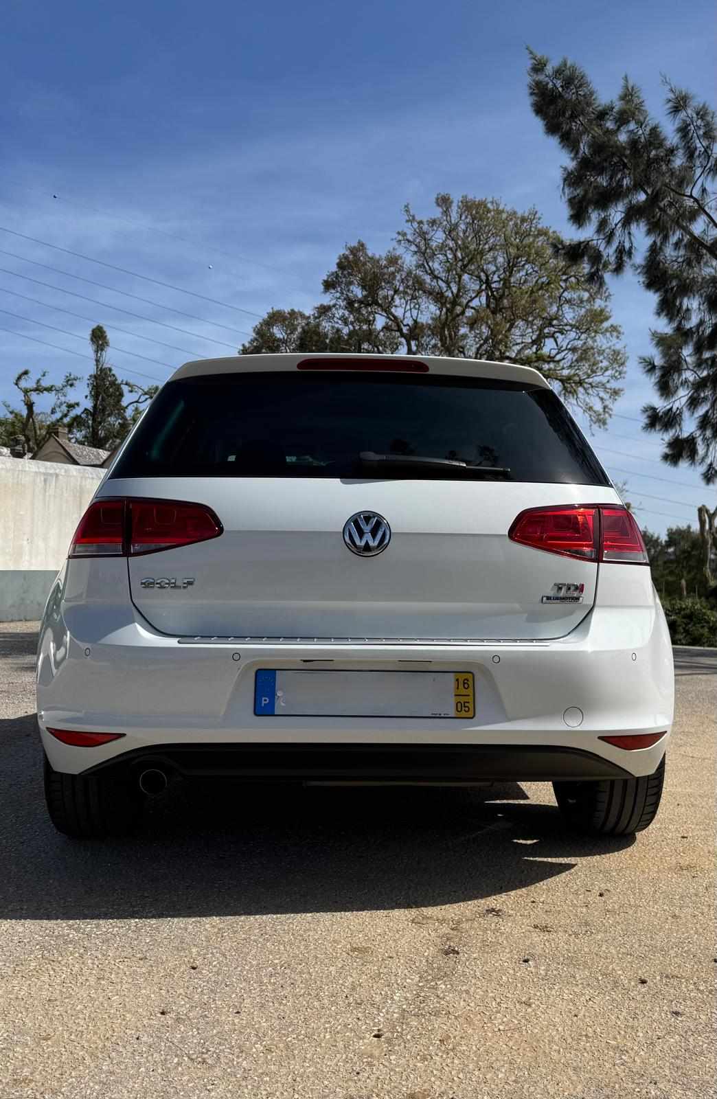 volkswagen-golf-1-6-tdi-bluemotion-2016-diesel-1598cc