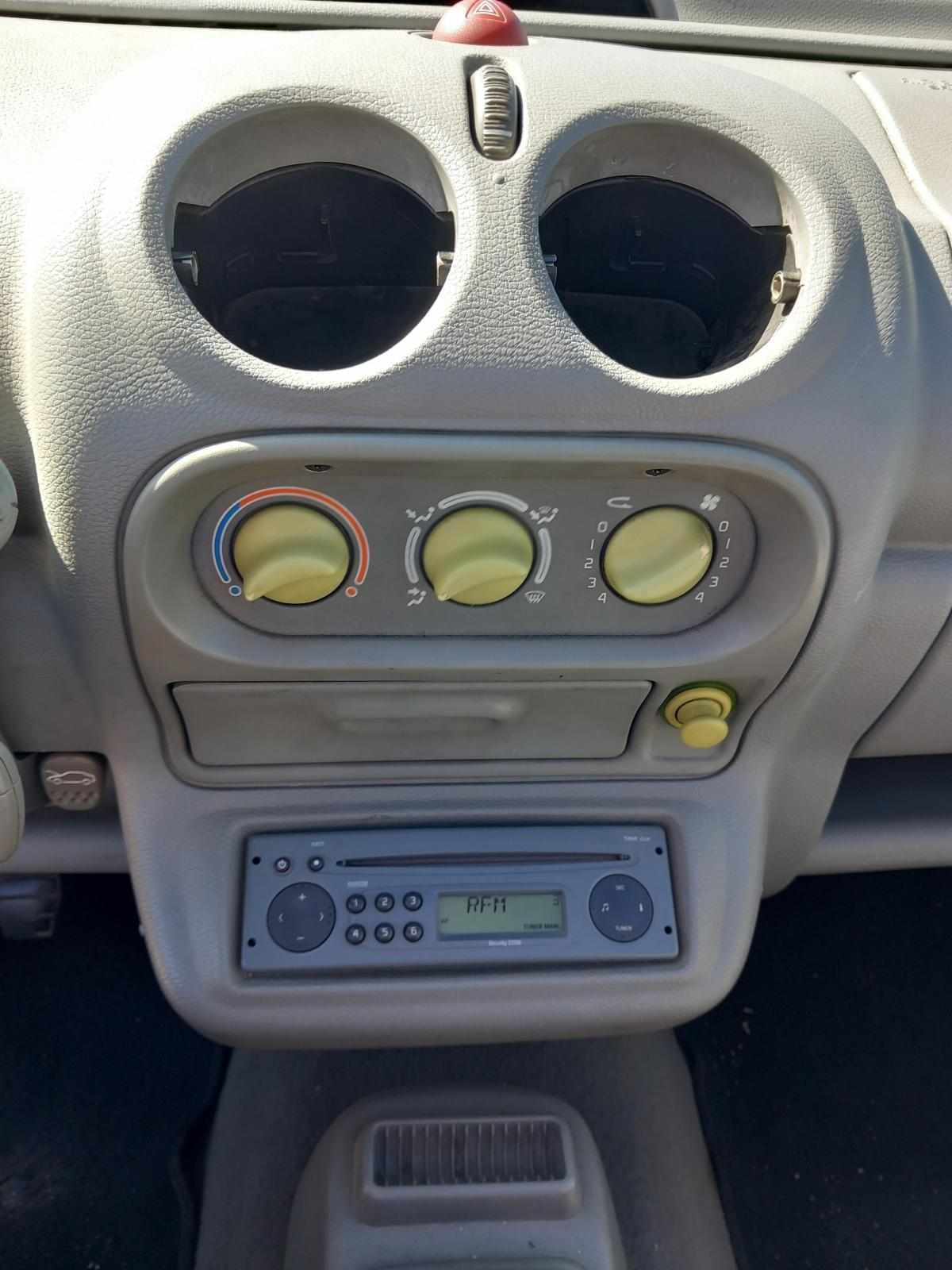 renault-twingo-1-2-2000-gasolina-1149cc