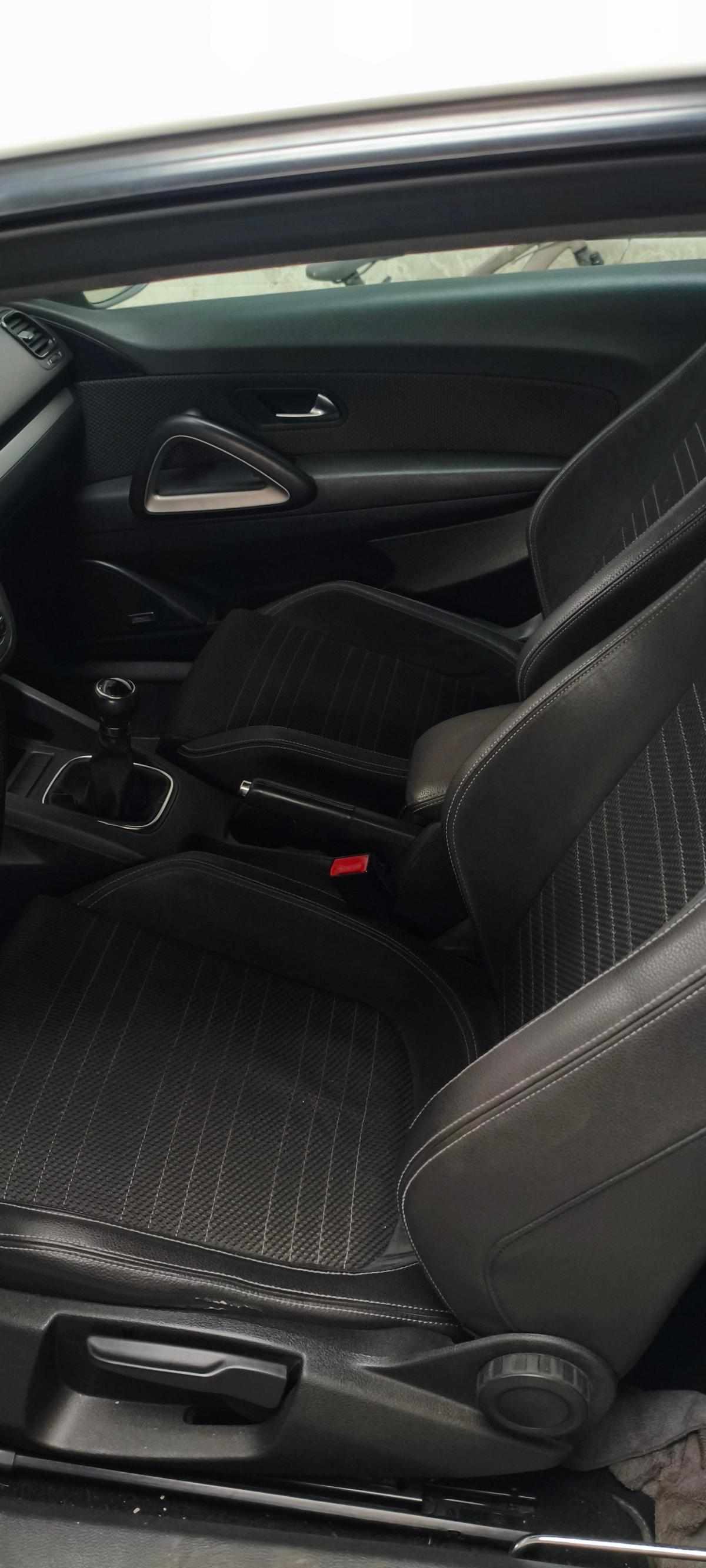 volkswagen-scirocco-2-0-tdi-2009-diesel-1968cc