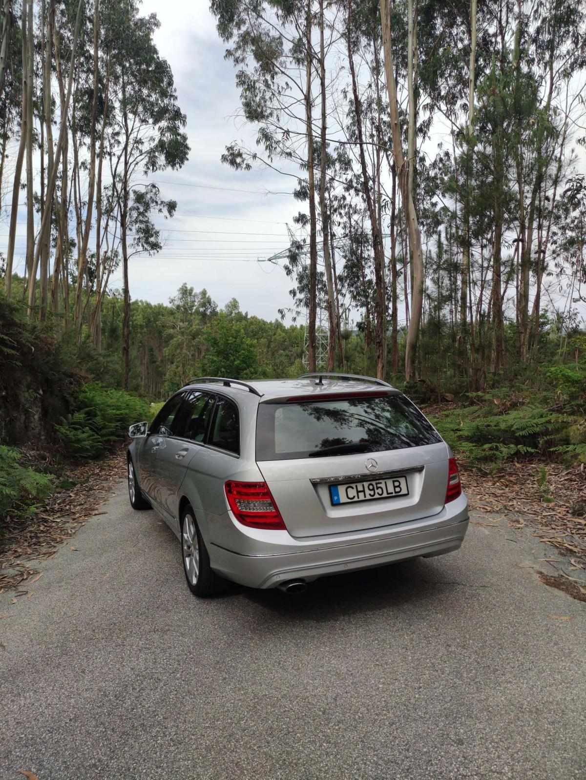 mercedes-benz-classe-c-c-200-cgi-blueefficiency-2011-gasolina-1796cc