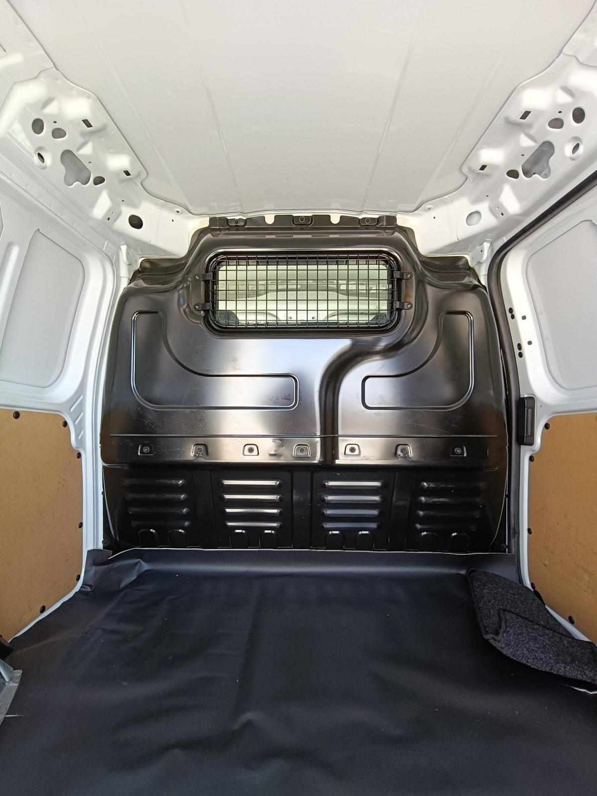 ford-transit-courier-1-6-tdci-2016-diesel-1560cc