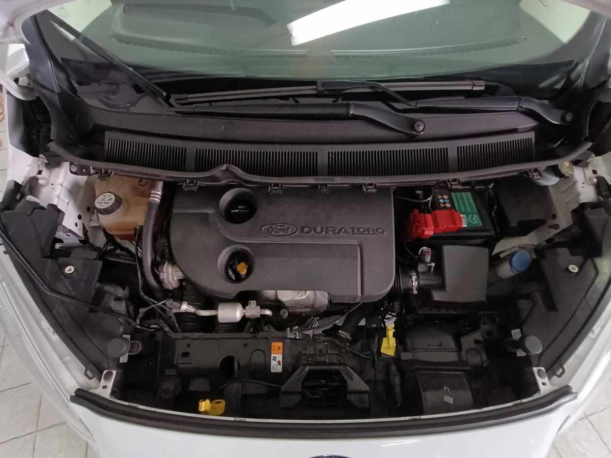 ford-transit-courier-1-6-tdci-2016-diesel-1560cc