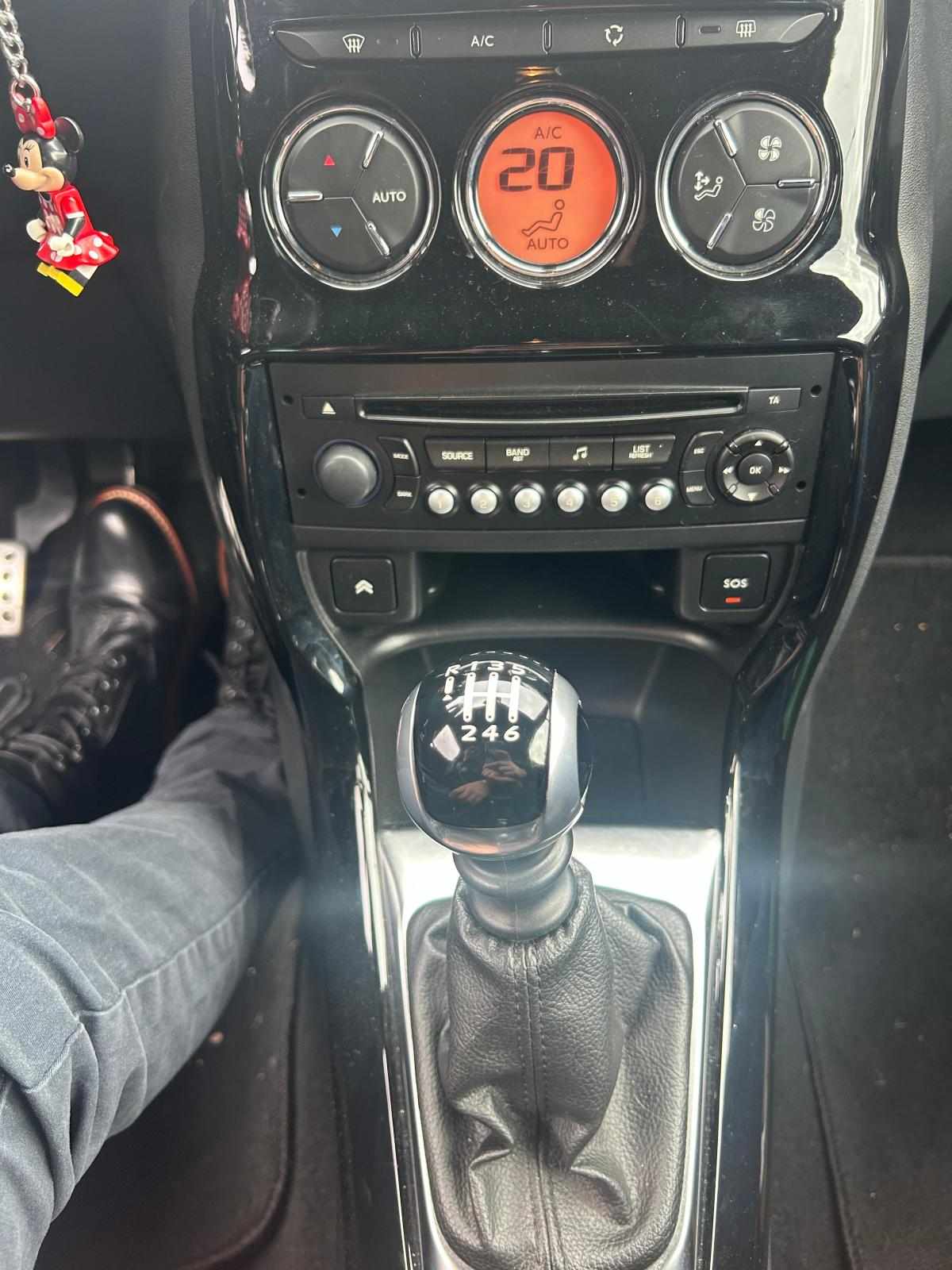 citroen-ds3-1-6-e-hdi-airdream-2012-diesel-1560cc